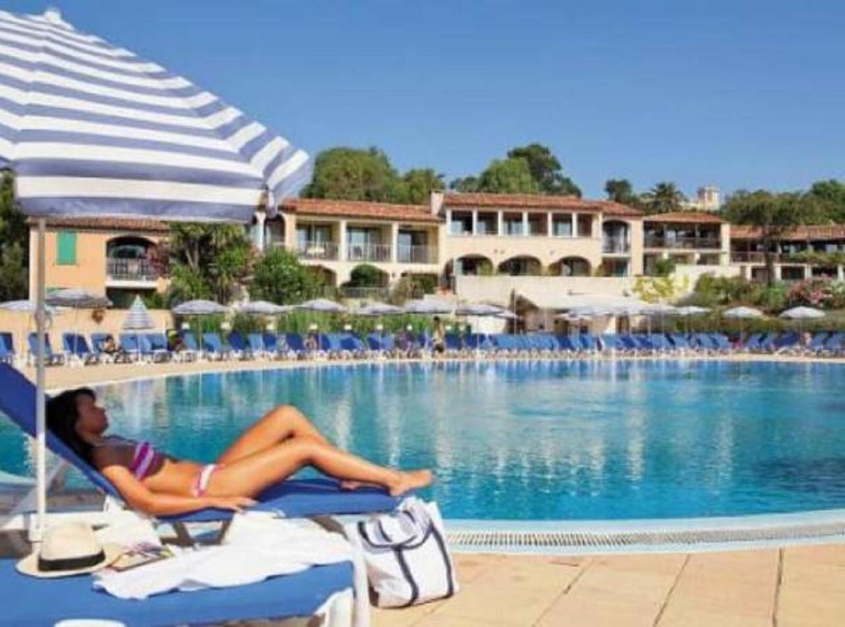 Chez Adriana Studio Vue Mer Avec Piscine Гримо Екстер'єр фото